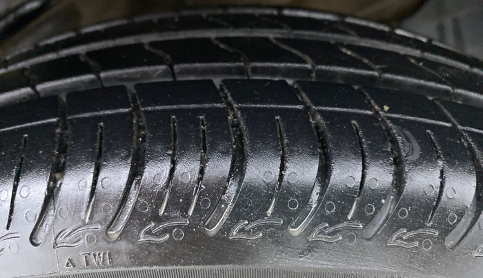 2021 Maruti S PRESSO VXI, Petrol, Manual, Right Front Tyre Tread