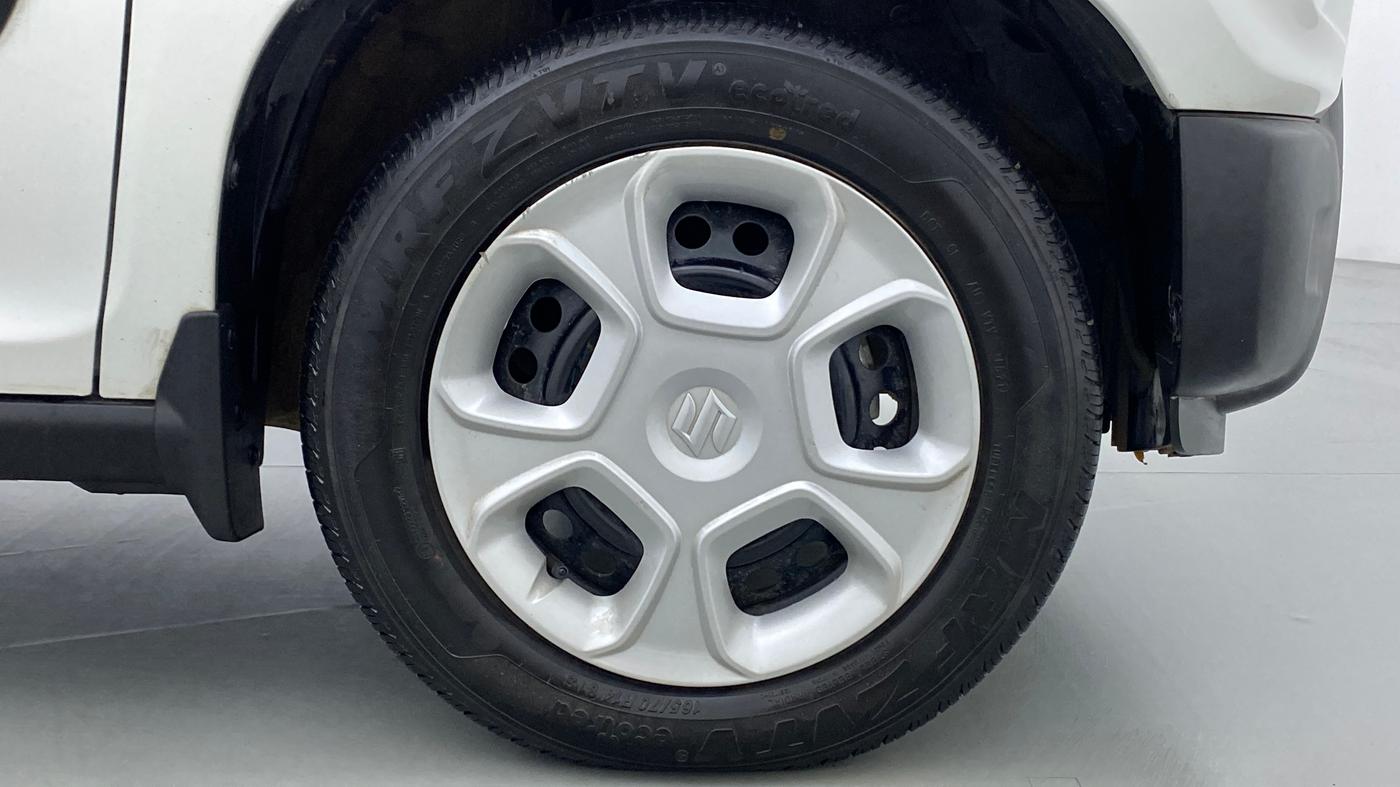 2021 Maruti S PRESSO VXI, Petrol, Manual, Right Front Wheel