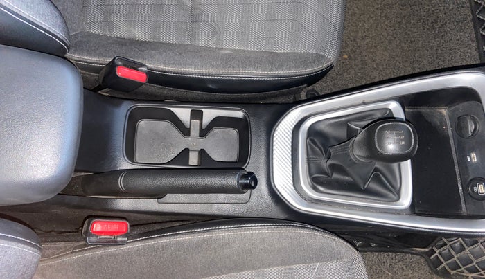 2022 KIA SONET HTK PLUS 1.2, Petrol, Manual, 22,105 km, Gear Lever