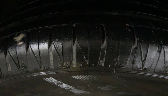 2022 KIA SONET HTK PLUS 1.2, Petrol, Manual, 22,105 km, Right Rear Tyre Tread