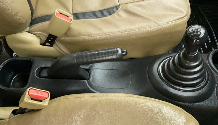 2017 Honda Amaze 1.2L I-VTEC E, Petrol, Manual, 60,247 km, Gear Lever