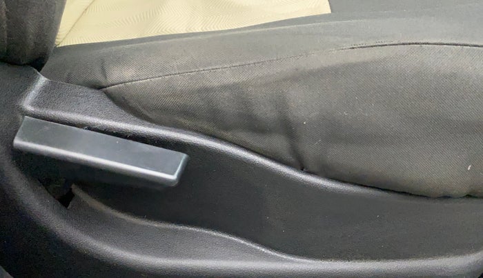 2018 Tata Tiago XT PETROL, Petrol, Manual, 37,744 km, Driver Side Adjustment Panel