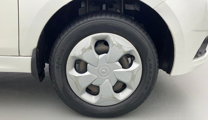 2018 Tata Tiago XT PETROL, Petrol, Manual, 37,744 km, Right Front Wheel