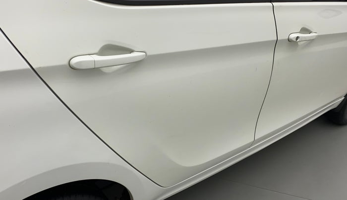 2018 Tata Tiago XT PETROL, Petrol, Manual, 37,744 km, Right rear door - Minor scratches