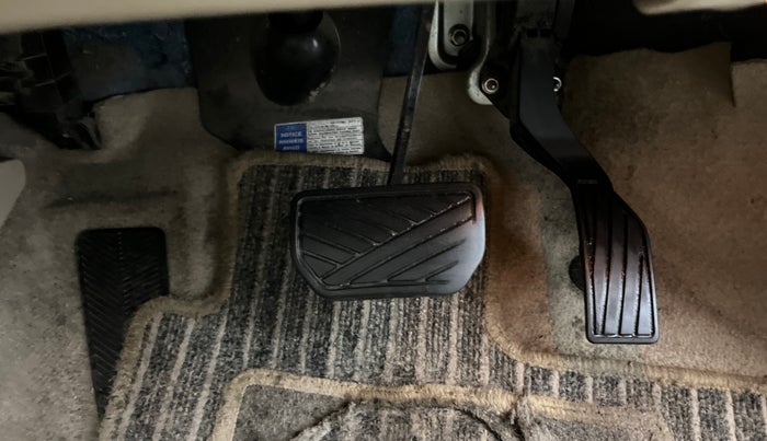 2015 Maruti Ciaz ZXI AT, Petrol, Automatic, 95,726 km, Pedals