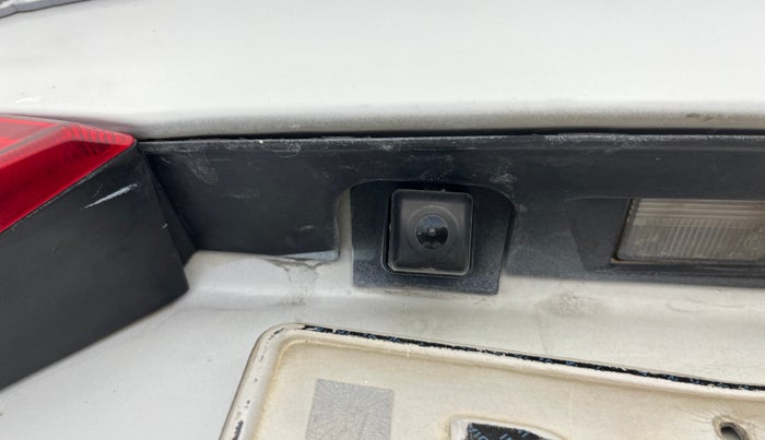 2015 Maruti Ciaz ZXI AT, Petrol, Automatic, 95,726 km, Parking Camera