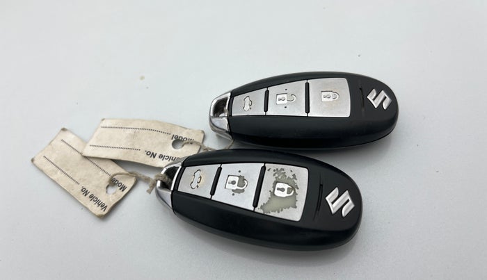 2015 Maruti Ciaz ZXI AT, Petrol, Automatic, 95,726 km, Key Close Up