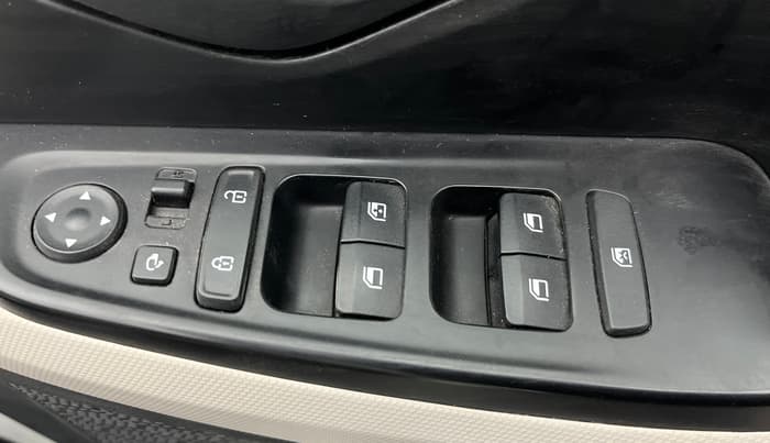 2021 Hyundai Creta SX EXECUTIVE 1.5 PETROL, Petrol, Manual, 76,311 km, Driver Side Door Panels Control