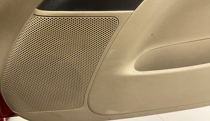 2012 Hyundai i10 MAGNA 1.2, CNG, Manual, 98,106 km, Infotainment system - Front speakers missing / not working