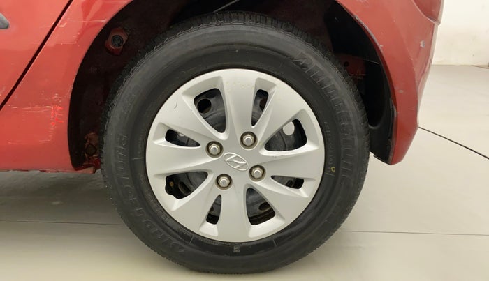 2012 Hyundai i10 MAGNA 1.2, CNG, Manual, 98,106 km, Left Rear Wheel