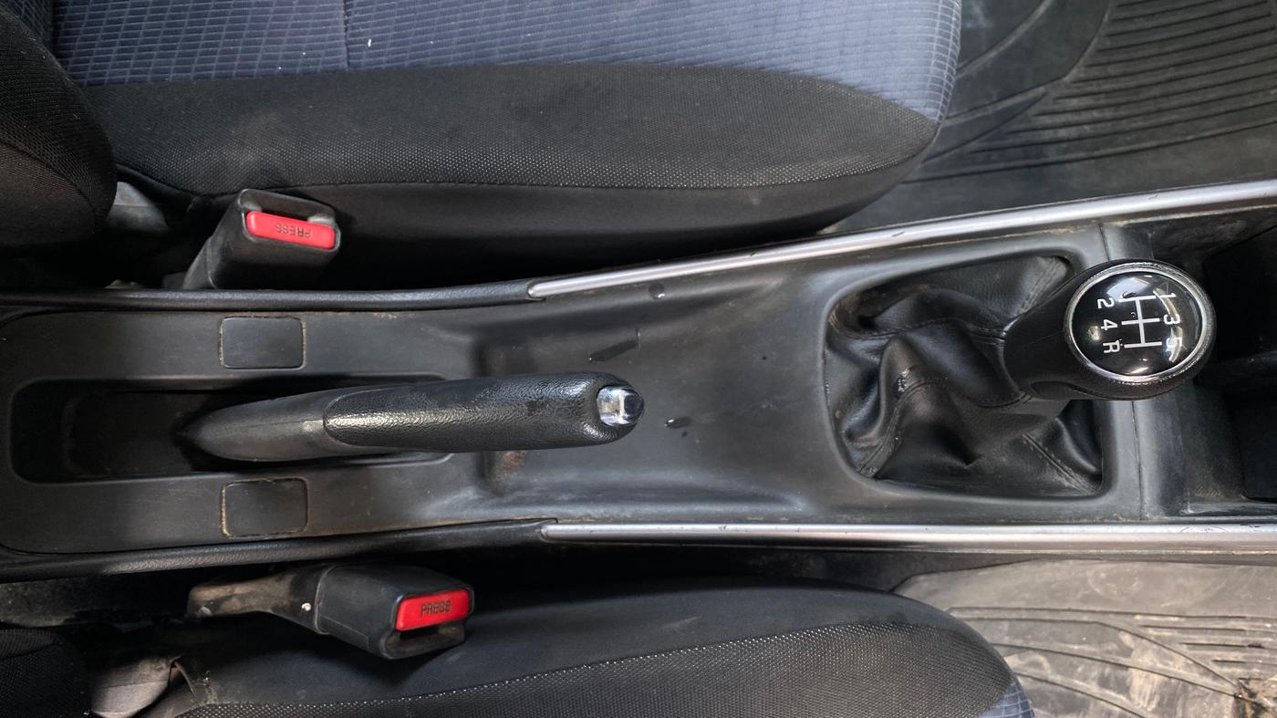 2021 Maruti Baleno DELTA PETROL 1.2, Petrol, Manual, 1,04,784 km, Gear Lever