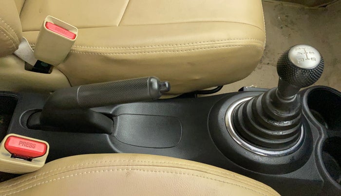 2014 Honda Brio S MT, Petrol, Manual, 64,445 km, Gear Lever