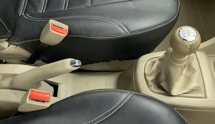 2017 Maruti Ertiga VXI, Petrol, Manual, 94,077 km, Gear Lever