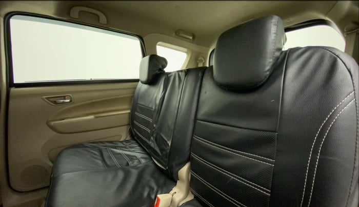 2017 Maruti Ertiga VXI, Petrol, Manual, 94,077 km, Right Side Rear Door Cabin