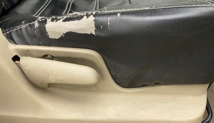 2017 Maruti Ertiga VXI, Petrol, Manual, 94,077 km, Driver Side Adjustment Panel