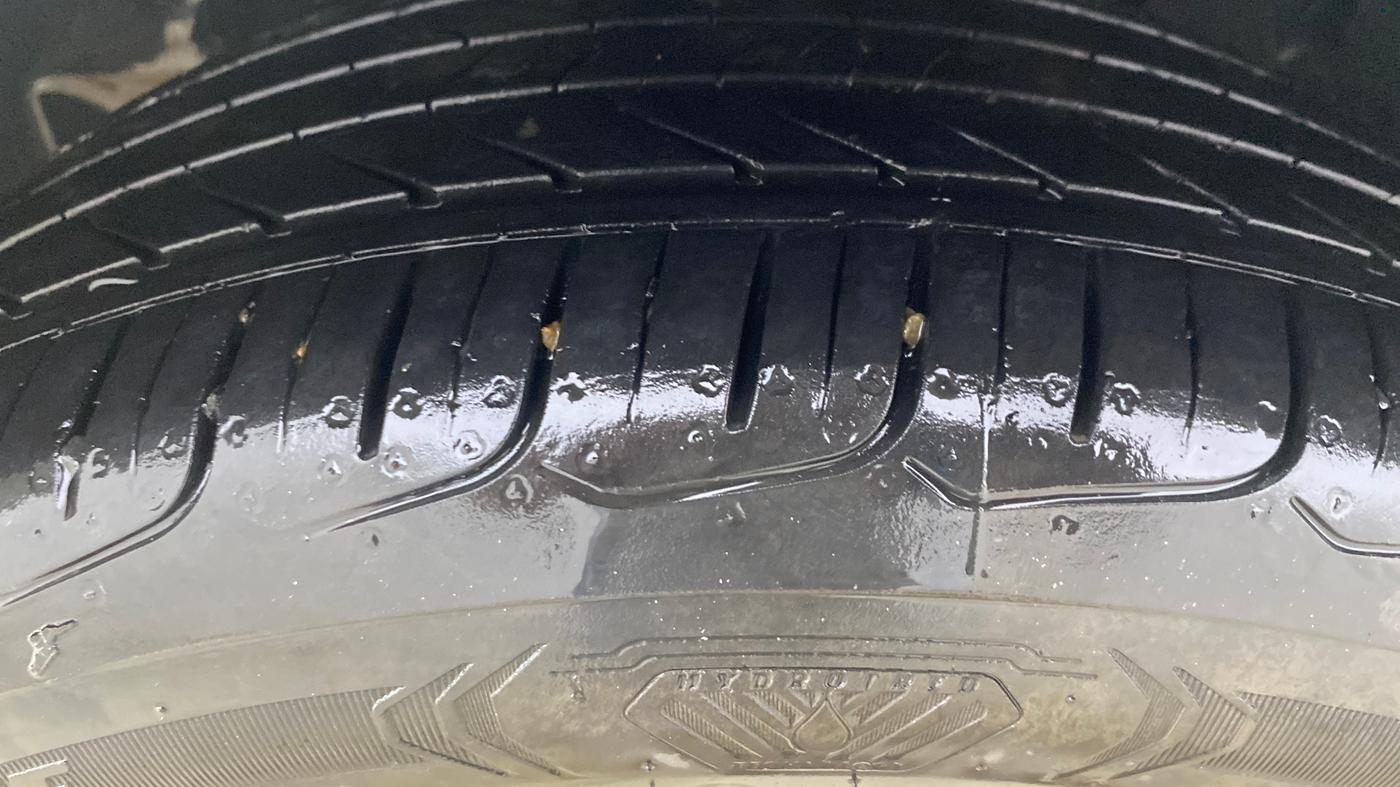 2022 Tata ALTROZ XZ PETROL, Petrol, Manual, 54,827 km, Left Front Tyre Tread