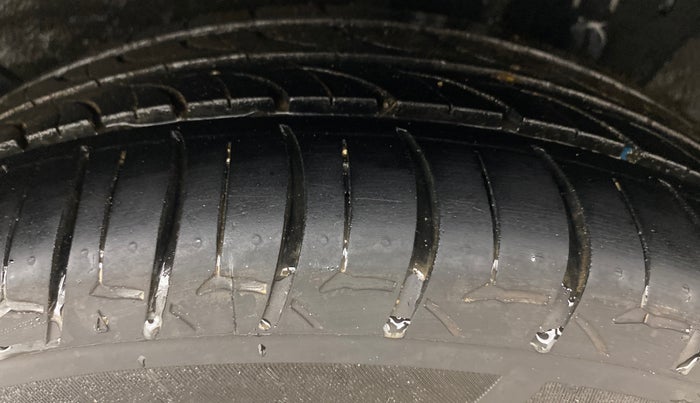 2021 Hyundai NEW I20 ASTA (O) 1.2 MT, Petrol, Manual, 51,491 km, Left Rear Tyre Tread