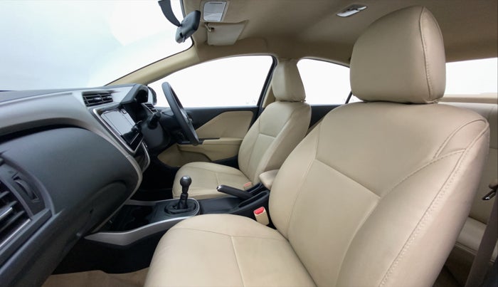 2017 Honda City V MT PETROL, Petrol, Manual, 22,287 km, Right Side Front Door Cabin