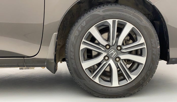 2017 Honda City V MT PETROL, Petrol, Manual, 22,287 km, Right Front Wheel