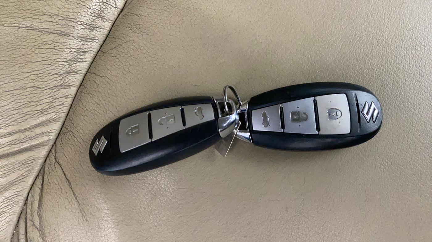 2021 Maruti Ciaz ALPHA  AT 1.5 SHVS PETROL, Petrol, Automatic, 1,43,468 km, Key Close Up