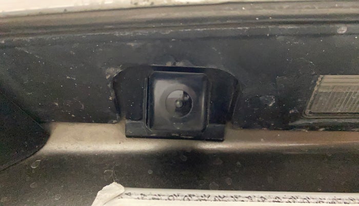 2021 Maruti Ciaz ALPHA  AT 1.5 SHVS PETROL, Petrol, Automatic, 1,43,468 km, Parking Camera