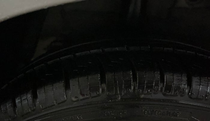 2014 Hyundai Xcent S 1.2, Petrol, Manual, 54,737 km, Right Rear Tyre Tread