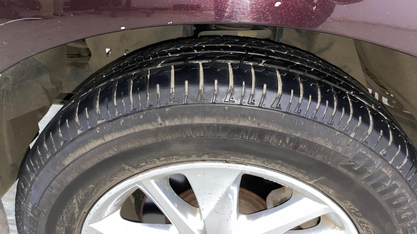 2019 Toyota Innova Crysta 2.4 VX 8 STR, Diesel, Manual, 80,404 km, Left Front Tyre Tread