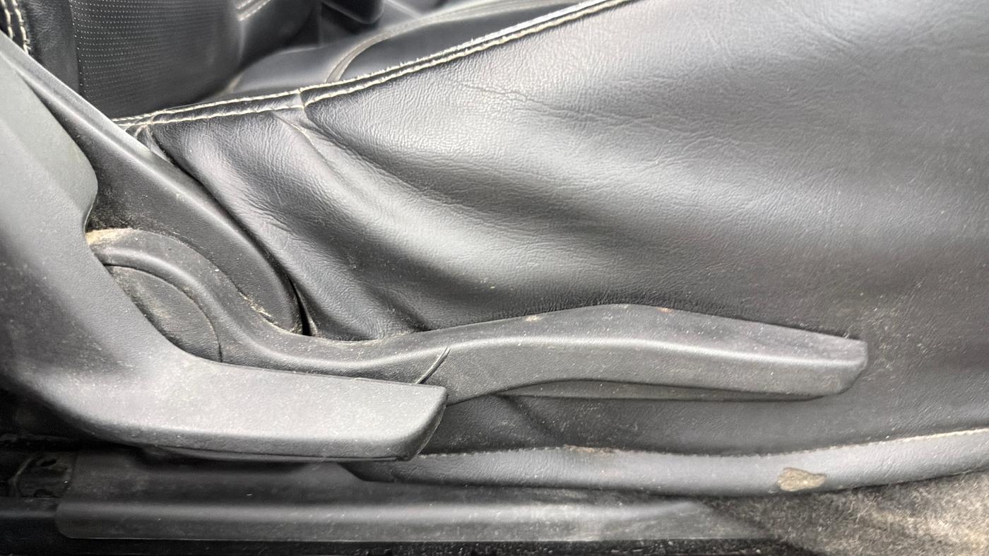 2019 Maruti Baleno ZETA PETROL 1.2, Petrol, Manual, 91,639 km, Driver Side Adjustment Panel