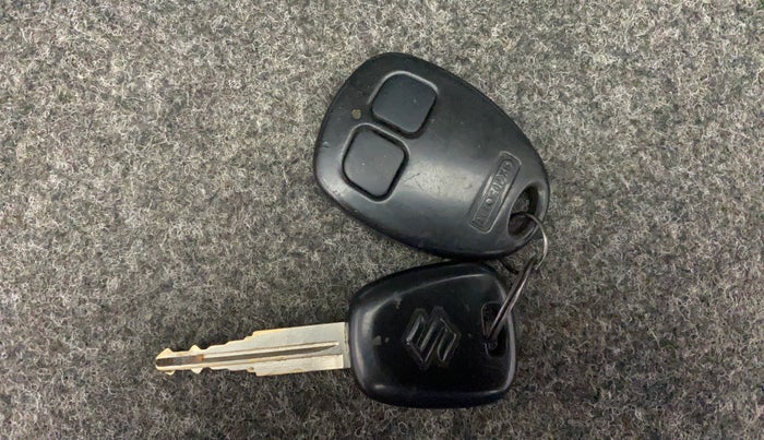 2014 Maruti Alto K10 VXI, Petrol, Manual, 33,447 km, Key Close Up