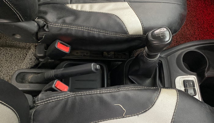 2018 Datsun Redi Go S, Petrol, Manual, 66,254 km, Gear Lever