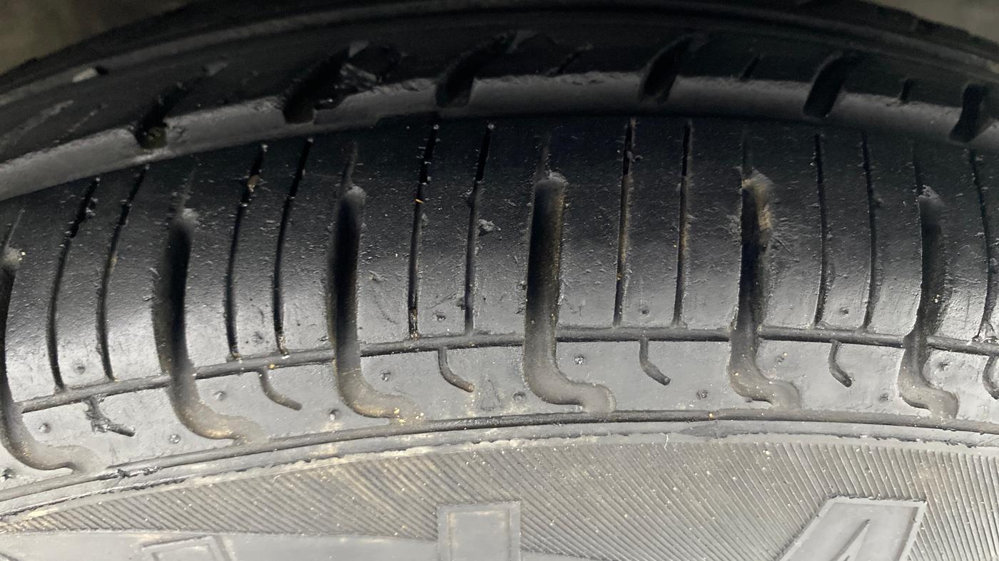 2018 Datsun Redi Go S, Petrol, Manual, 66,254 km, Right Front Tyre Tread