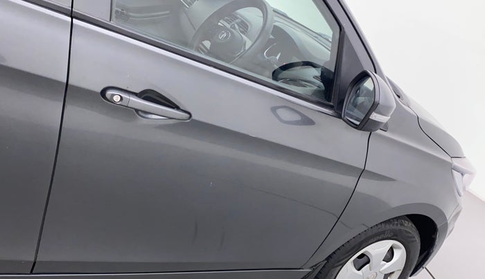 2021 Tata Tiago XTA PETROL, Petrol, Automatic, 20,564 km, Driver-side door - Paint has faded