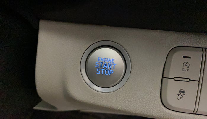 2023 Hyundai VENUE SX (O) 1.5 CRDI, Diesel, Manual, 81,168 km, Keyless Start/ Stop Button