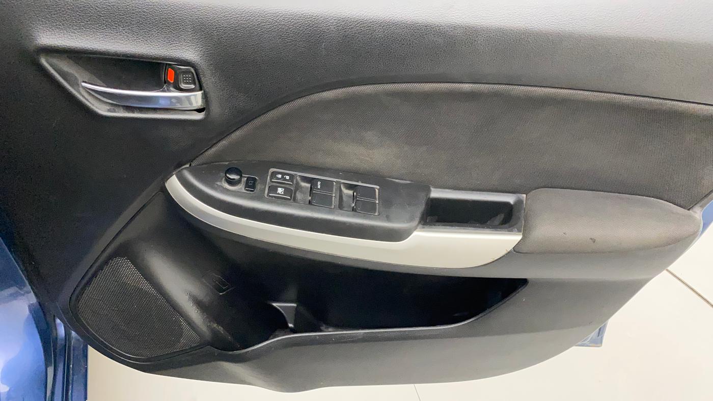 2017 Maruti Baleno DELTA PETROL 1.2, Petrol, Manual, 75,735 km, Driver Side Door Panels Control