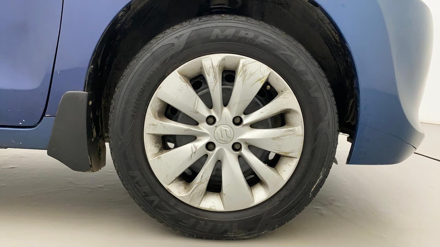 2017 Maruti Baleno DELTA PETROL 1.2, Petrol, Manual, 75,735 km, Right Front Wheel