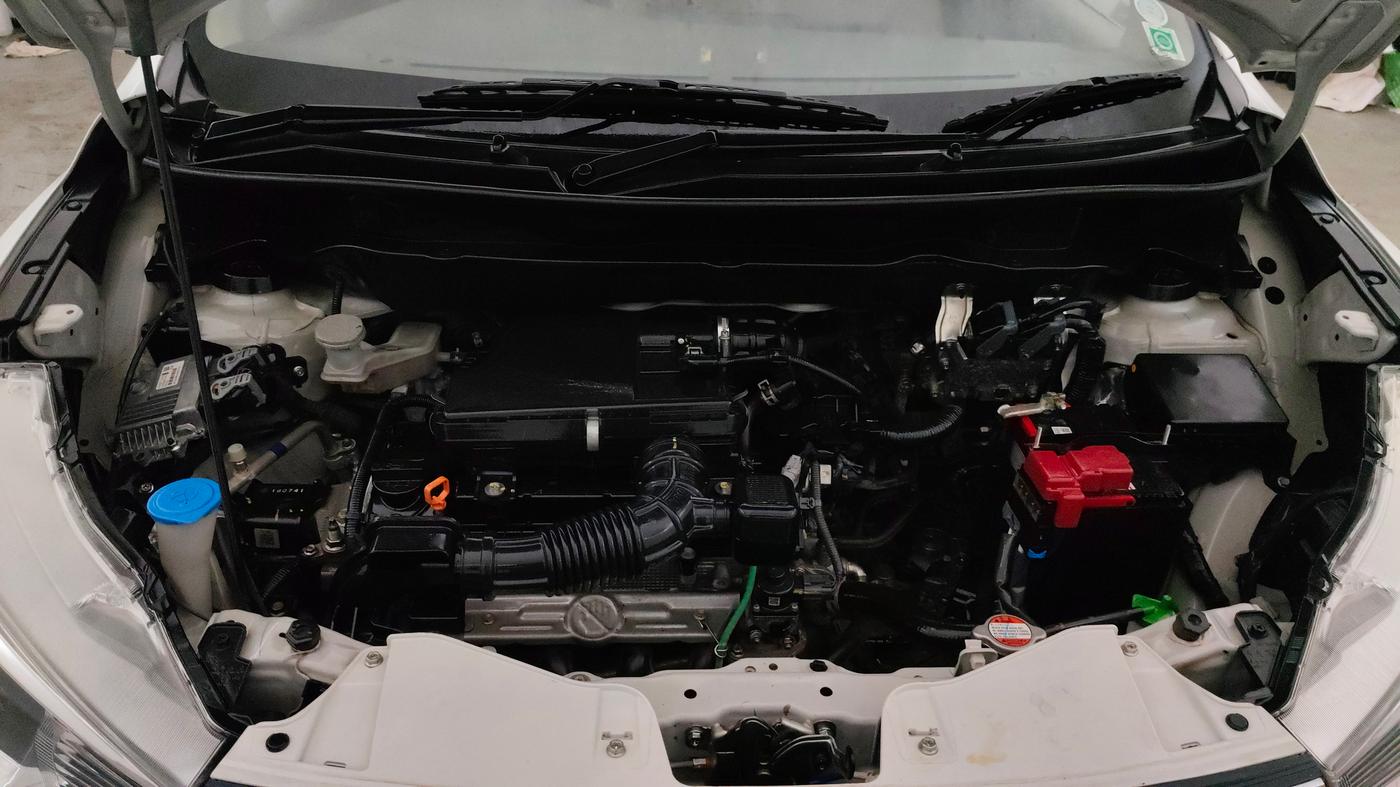 2024 Maruti Ertiga ZXI (O) CNG, CNG, Manual, 27,870 km, Engine View