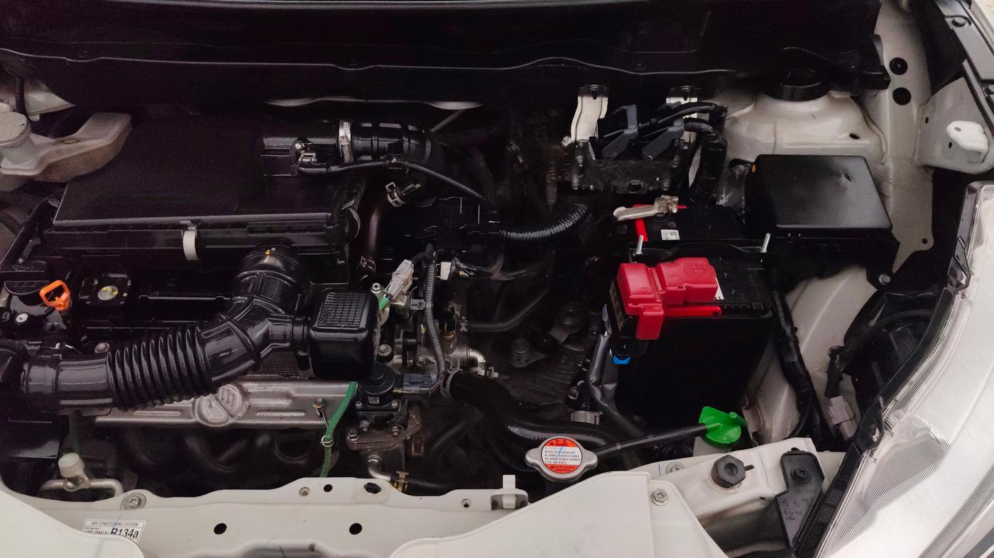 2024 Maruti Ertiga ZXI (O) CNG, CNG, Manual, 27,870 km, Engine View - Left