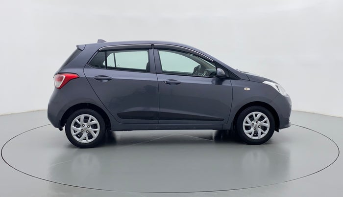 2017 Hyundai Grand i10 SPORTZ 1.2 KAPPA VTVT, Petrol, Manual, 20,727 km, Right Side
