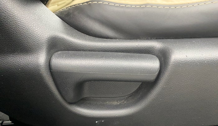 2017 Honda Jazz 1.2L I-VTEC V AT, Petrol, Automatic, 59,505 km, Driver Side Adjustment Panel