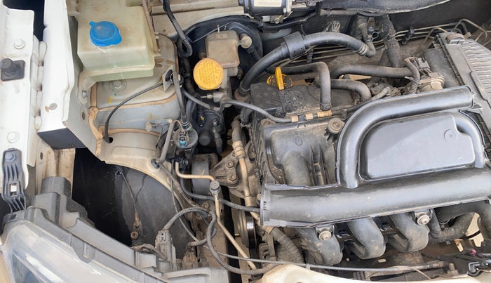 2019 Renault Kwid RXT 1.0 AMT (O), Petrol, Automatic, 40,413 km, Engine View - Right