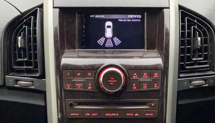 2015 Mahindra XUV500 W6, Diesel, Manual, 86,773 km, Infotainment System