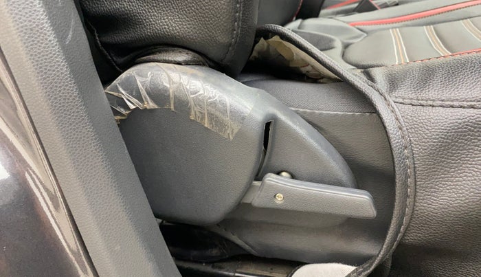 2018 Maruti Alto 800 LXI, Petrol, Manual, 10,167 km, Driver Side Adjustment Panel