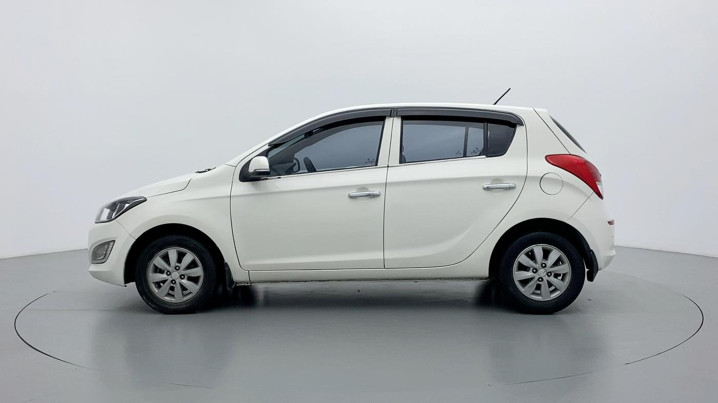 2014 Hyundai i20 SPORTZ 1.4 CRDI, Diesel, Manual, 78,007 km, Left Side