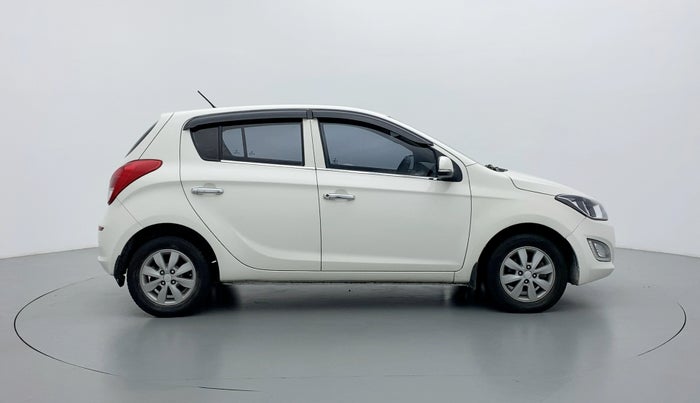 2014 Hyundai i20 SPORTZ 1.4 CRDI, Diesel, Manual, 78,007 km, Right Side