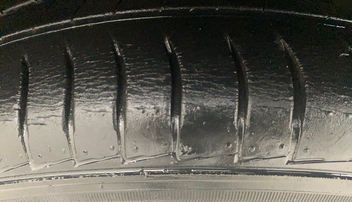 2018 Hyundai NEW SANTRO SPORTZ AMT, Petrol, Automatic, 31,951 km, Left Front Tyre Tread