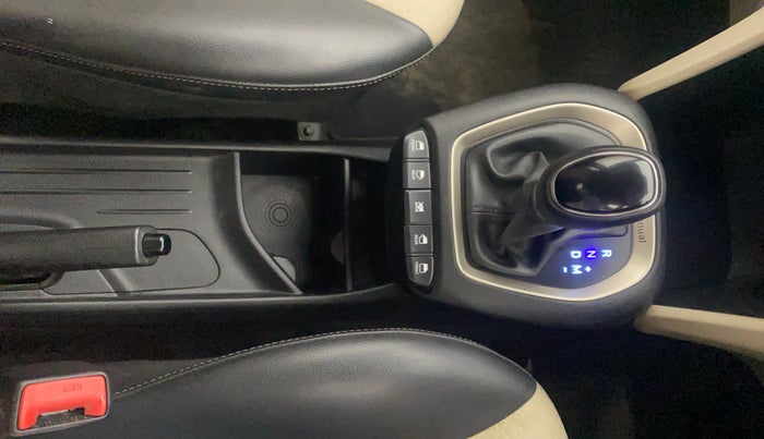 2018 Hyundai NEW SANTRO SPORTZ AMT, Petrol, Automatic, 31,951 km, Gear Lever