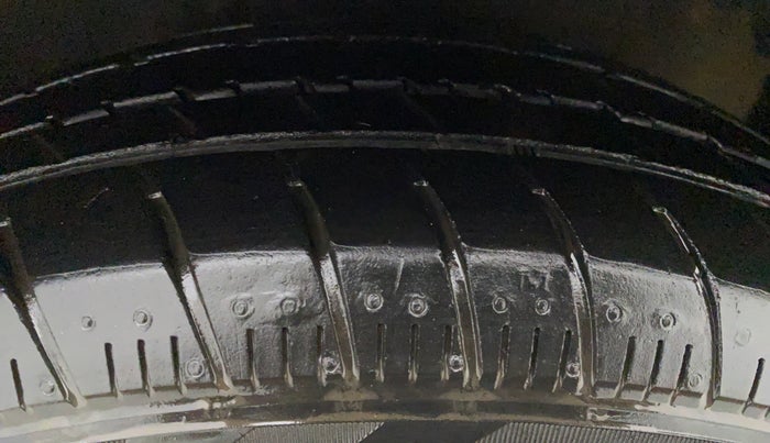 2021 Maruti Celerio VXI (O) CNG, CNG, Manual, 58,821 km, Right Front Tyre Tread