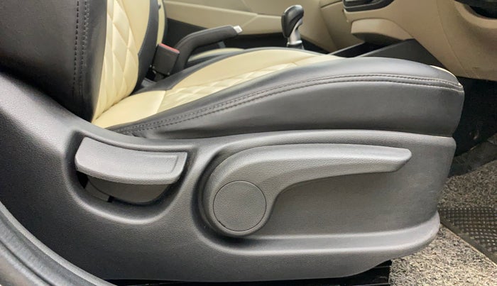 2018 Hyundai Verna 1.6 VTVT SX, Petrol, Manual, 74,967 km, Driver Side Adjustment Panel