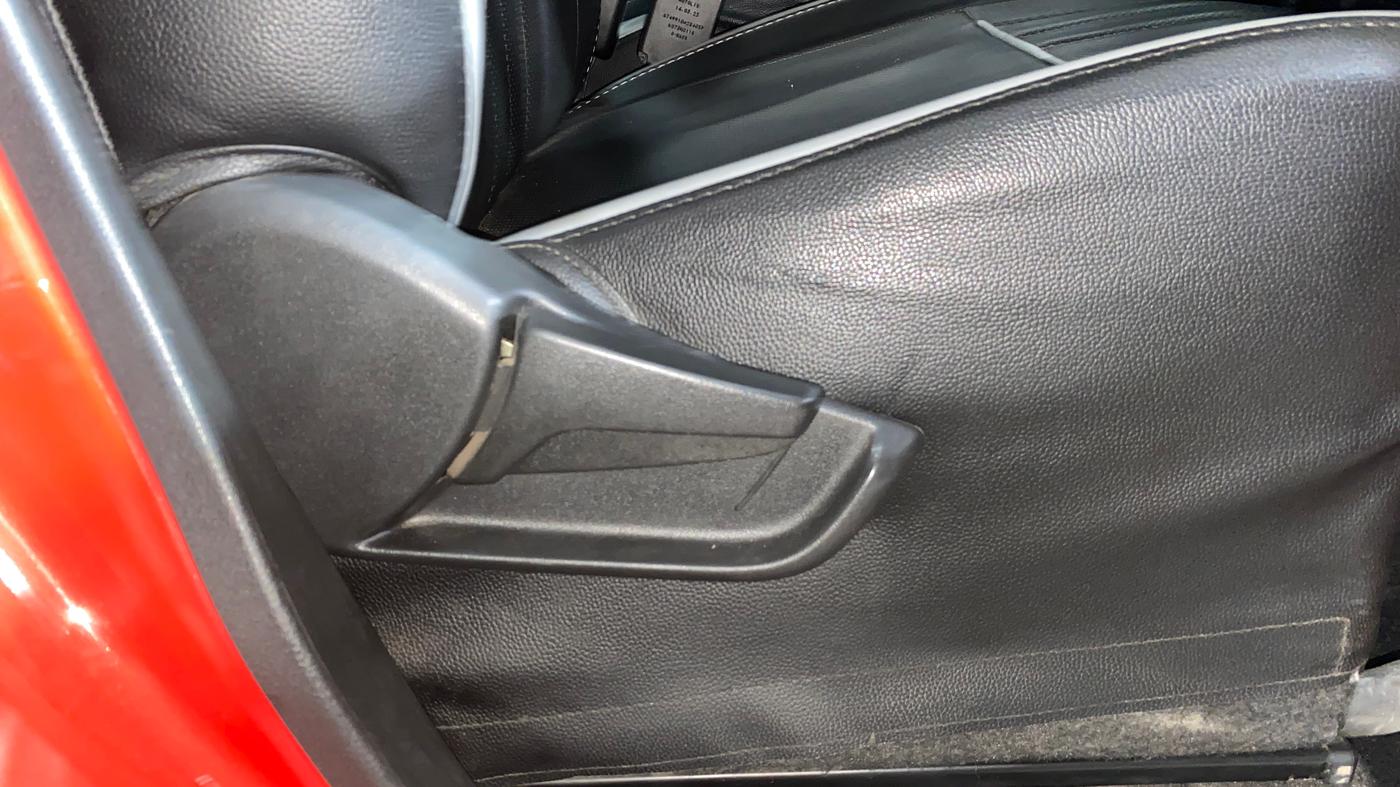 2022 Maruti S PRESSO VXI (O) AMT, Petrol, Automatic, 15,500 km, Driver Side Adjustment Panel