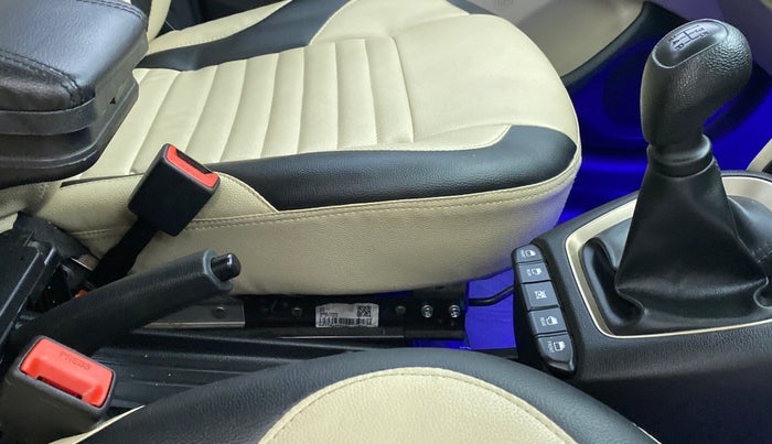 2019 Hyundai NEW SANTRO ASTA 1.1 MT, Petrol, Manual, 42,178 km, Gear Lever